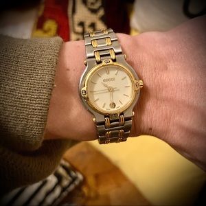 Women’s authentic vintage Gucci watch